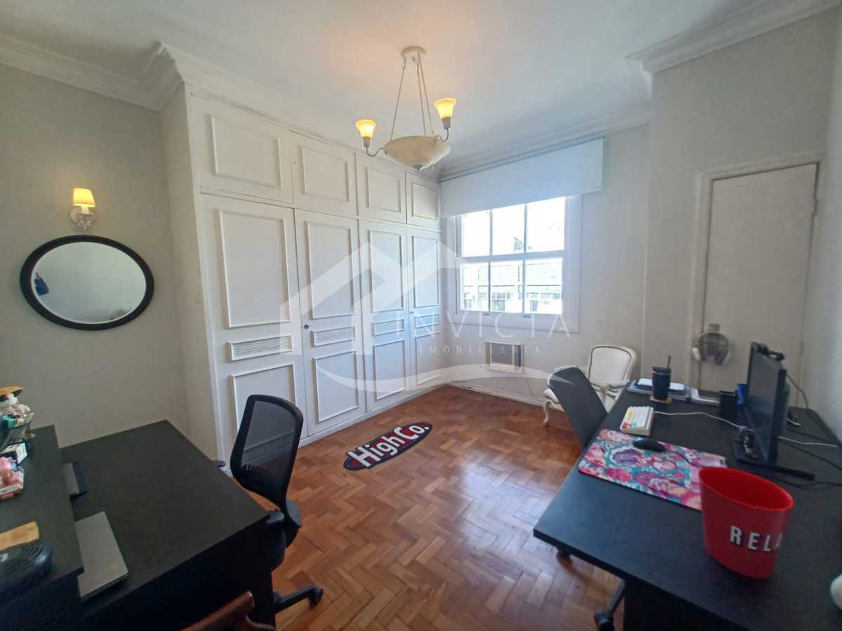 Imperdível - ESPETACULAR COBERTURA COM AREA EXERNA COM CHURRASQUEIRA NO POSTO 5!!! - FCAP60003