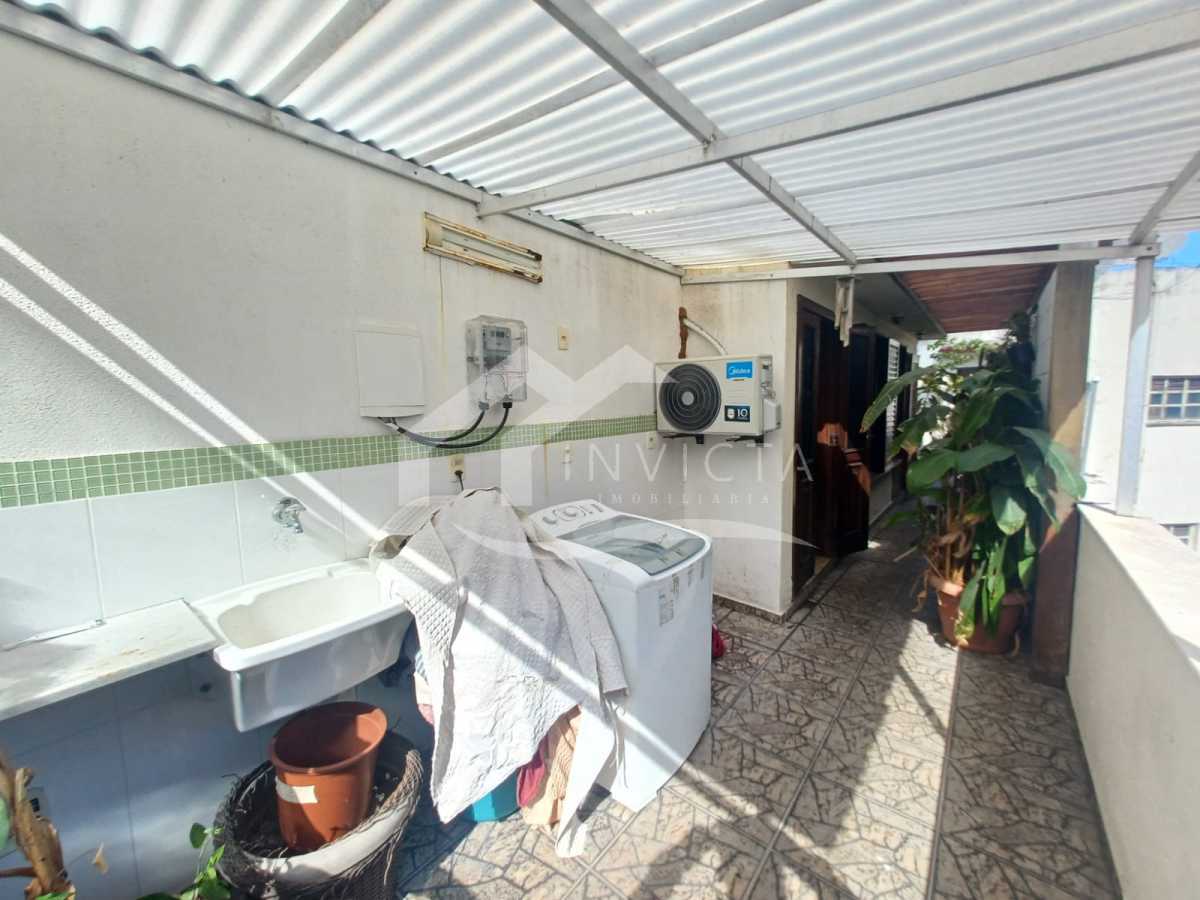 Imperdível - ESPETACULAR COBERTURA COM AREA EXERNA COM CHURRASQUEIRA NO POSTO 5!!! - FCAP60003