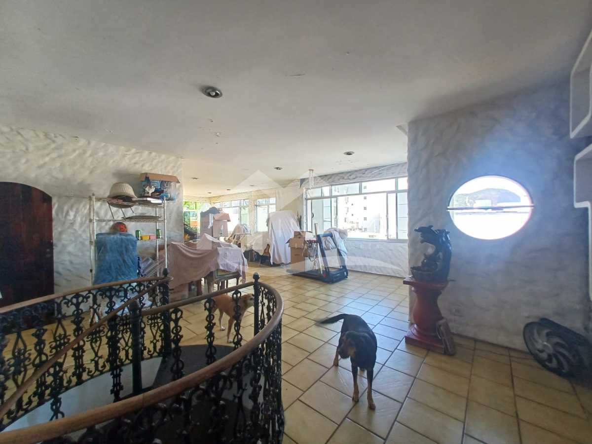 Imperdível - ESPETACULAR COBERTURA COM AREA EXERNA COM CHURRASQUEIRA NO POSTO 5!!! - FCAP60003