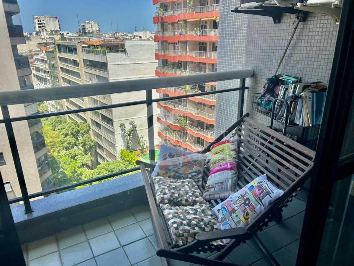 Imperdível - Belíssima cobertura em rua nobre de Copacabana - FCAP21255