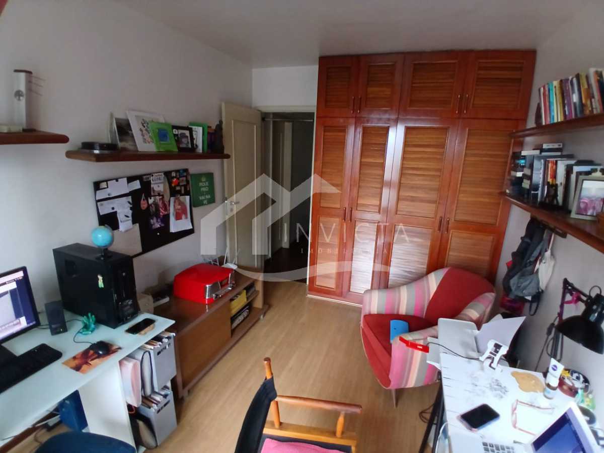 Imperdível - Belíssima cobertura em rua nobre de Copacabana - FCAP21255