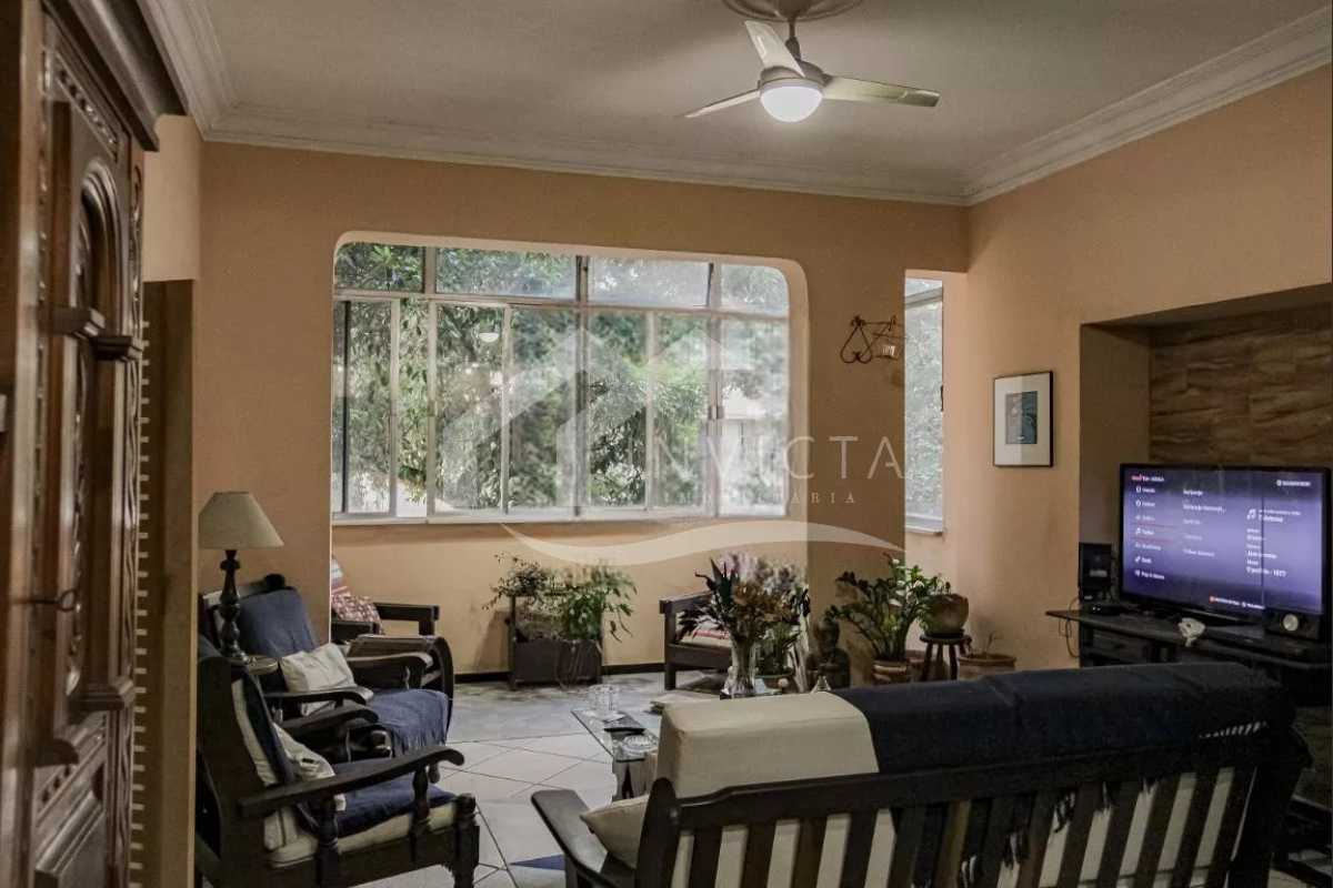 894501658-660.7562748490096IMG - 2