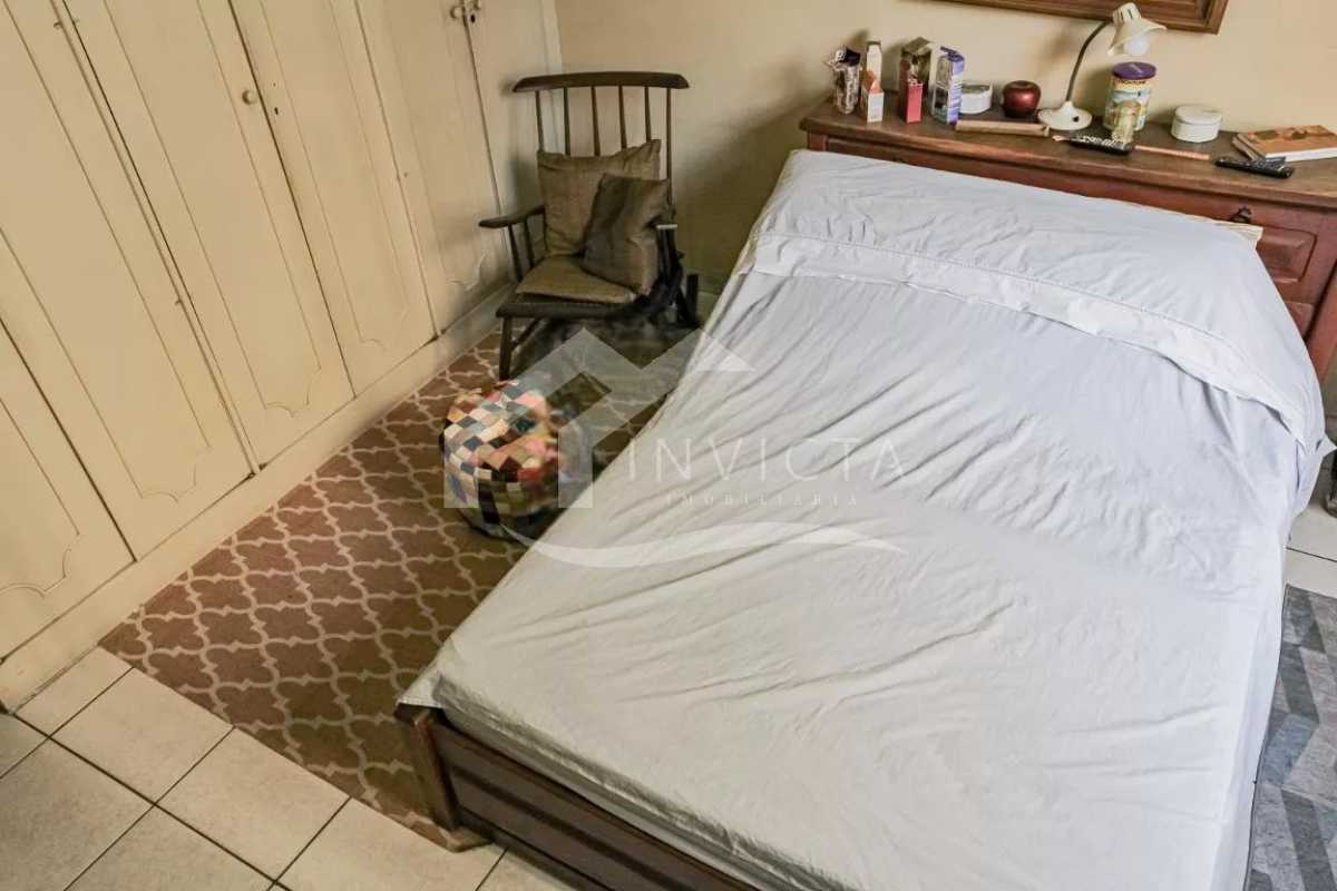 894501658-810.073321287888IMG5 - 12