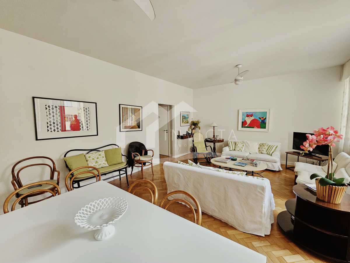 WhatsApp Image 2024-10-19 at 1 - 4