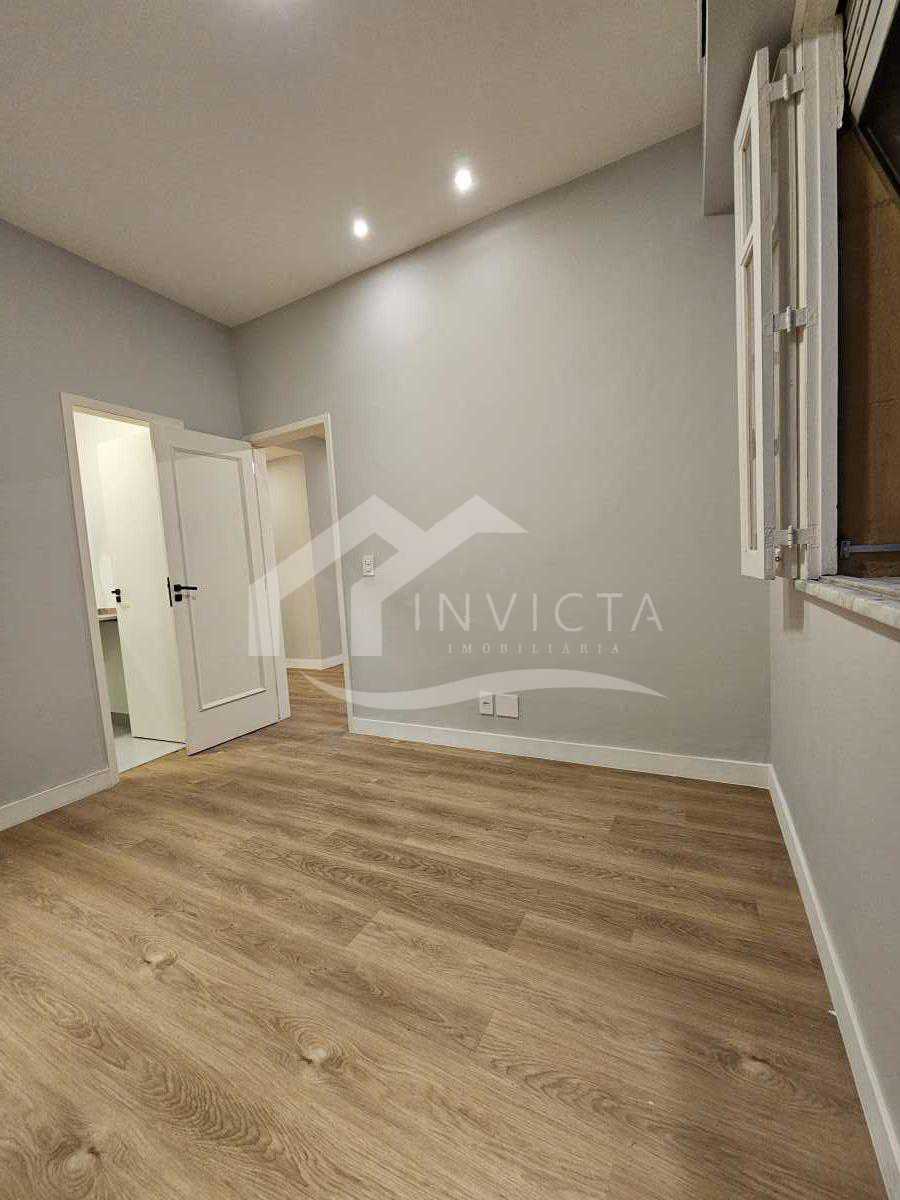 Conheça 20240824_175300 do imóvel - Três quartos com varanda todo reformado e com duas suítes em rua tranquila de Botafogo - FCAP31464 - 13 20240824_175300 - 13