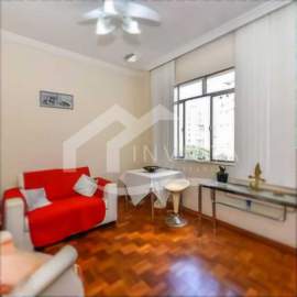 Imperdível - EXCELENTE APARTAMENTO DE 2 QUARTOS, 2 BANHEIROS, FUNDOS, SILENCIOSO, LOCALIZADO NUMA RUA NOBRE DE COPACABANA, NO POSTO 5. PROXIMO AOS COMERCIOS E AO METRÕ DE CANTAGALO. UMA GRANDE OPORTUNIDADE!!!! - FLAP20014