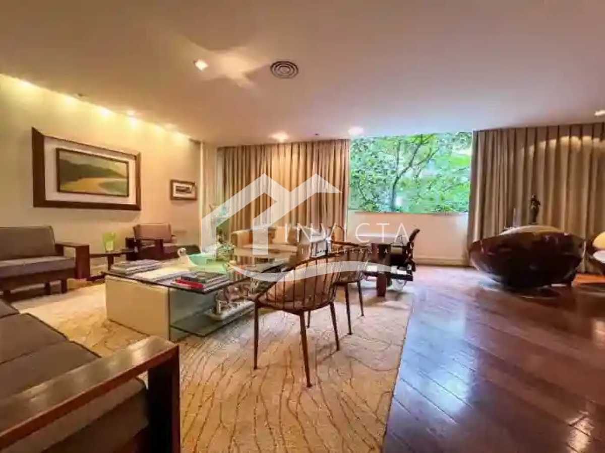 6110_G1737070502 - 25