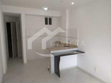 Imperdível - MARAVILHOSO APARTAMENTO TODO REFORMADO NO LEME!!! - FCKI00029