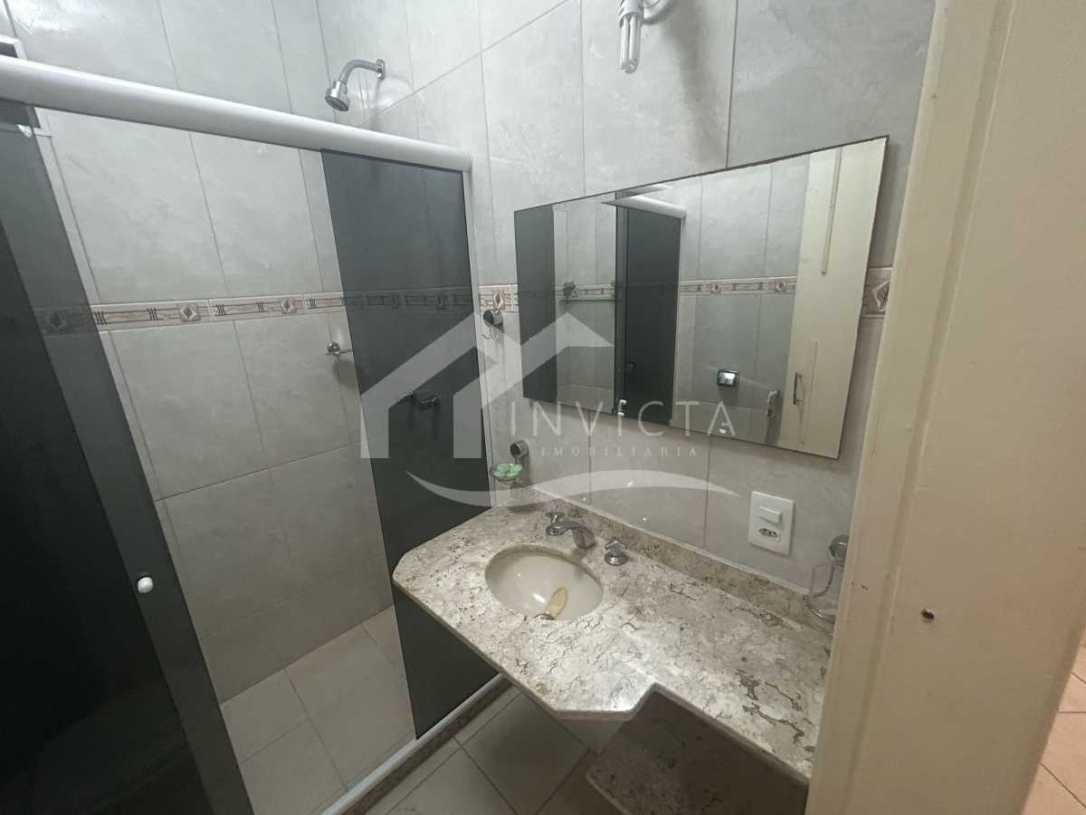 Conheça banheiro social do imóvel - Excelente Apartamento com 3 quartos e vaga na escritura no posto 4 - FCAP31548 - 19 banheiro social - 19