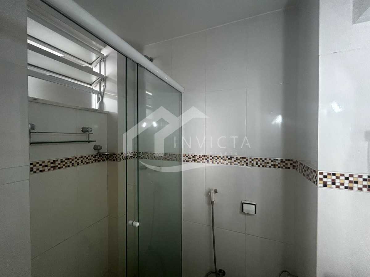 Conheça banheiro suite 2 do imóvel - Excelente Apartamento com 3 quartos e vaga na escritura no posto 4 - FCAP31548 - 9 banheiro suite 2 - 9