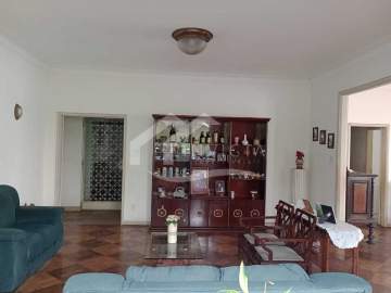 Imperdível - Apartamento gigante, 4 quartos, colado na Praia de Copacabana - FCAP40227