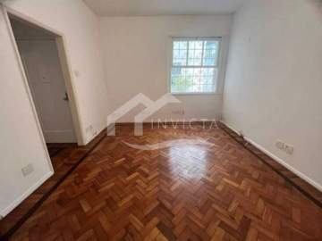 Ótima localização - Charmoso apartamento térreo em rua sem saída próximo ao Arpoador - RPAP20077