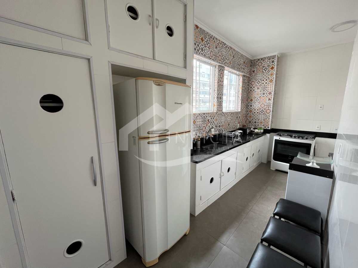 Imperdível - Excelente 3 quartos reformado com vaga na escritura - FLAP30025