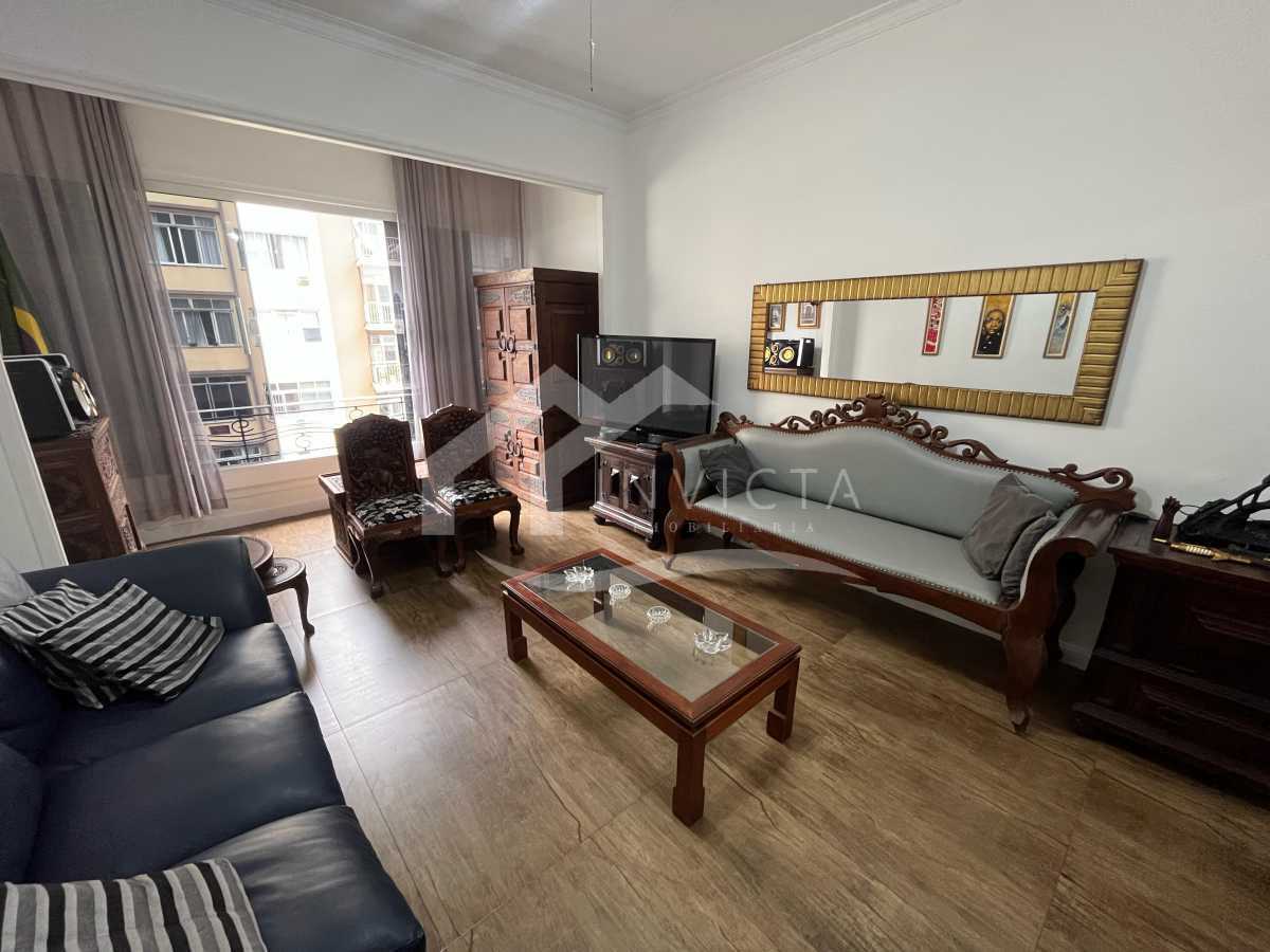 Imperdível - Excelente 3 quartos reformado com vaga na escritura - FLAP30025