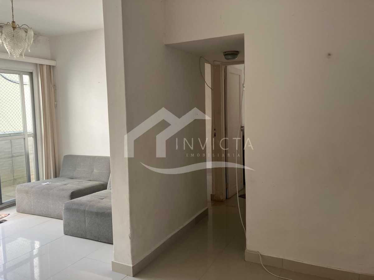Sala/corredor - 14