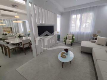 Imperdível - 3 QUARTOS MOBILIADO TOTALMENTE REFORMADO NA QUADRA DA PRAIA - FCAP31592