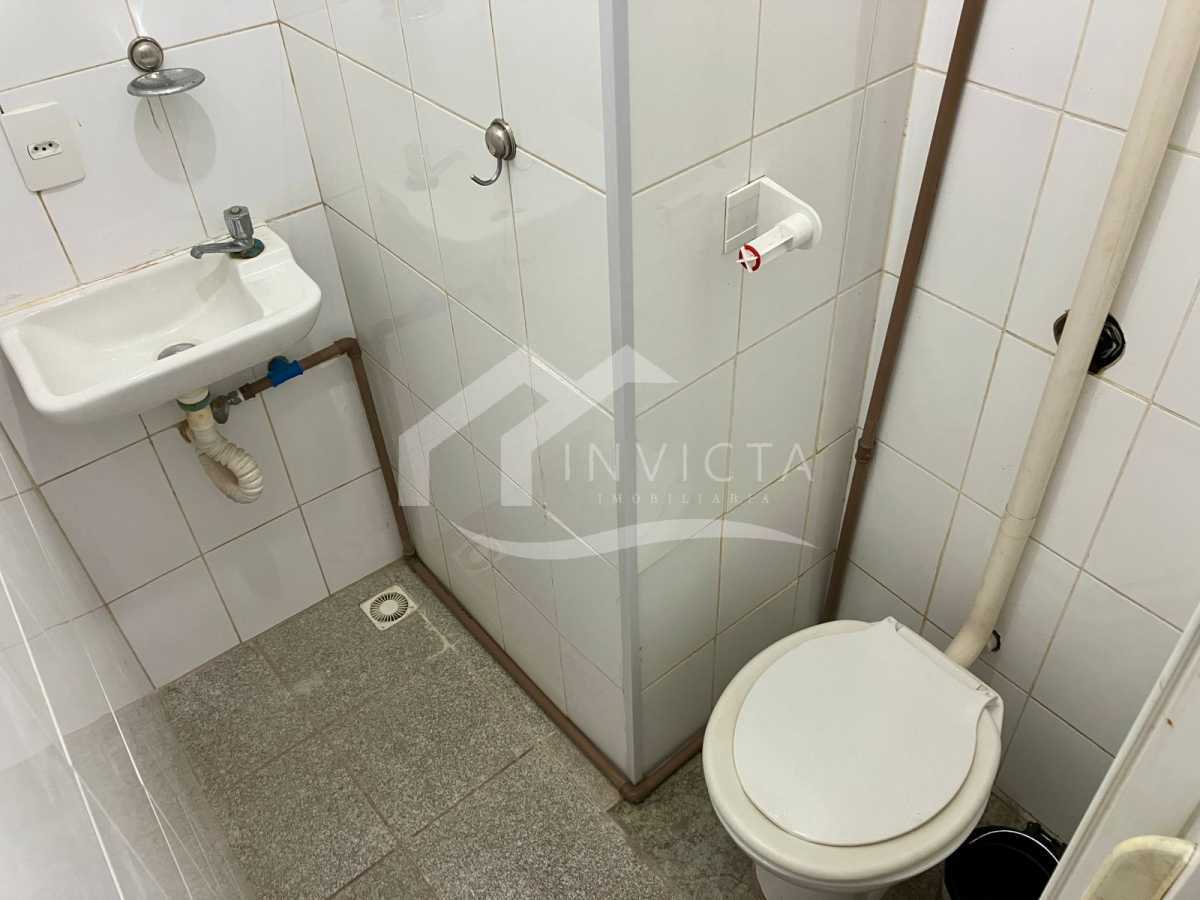 Conheça 16 Lavabo do imóvel - Apartamento 2 quartos (c/ 2 suítes) e área externa no coração de Ipanema - IPAP20006 - 18 16 Lavabo - 18