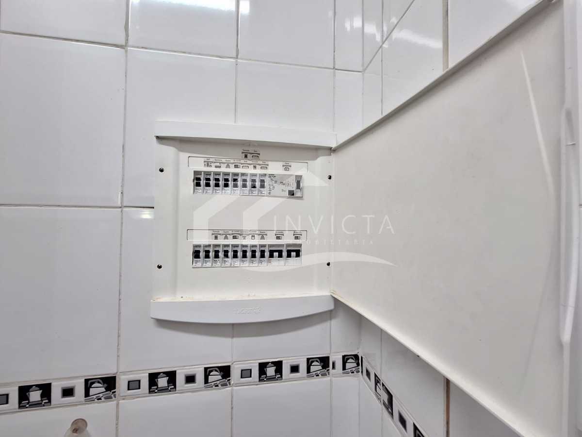 Conheça WhatsApp Image 2025-04-30 at 1 do imóvel - EXCELENTE APARTAMENTO DE 3 QUARTOS, SUÍTE, SALA AMPLA E COM 2 VARANDAS AMPLAS. APARTAMENTO BEM LOCALIZADO PERTO DO METRO, BANCOS E DIVERÇOS COMERCIOS. HÁ UMA QUADRA DA PRAIA. - FLAA30002 - 29 WhatsApp Image 2025-04-30 at 1 - 29