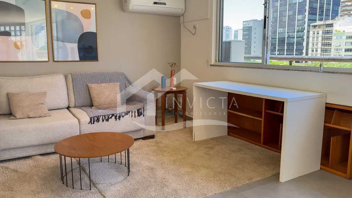 a6fd09439f9743f8b3fc8f827fad8f - 3