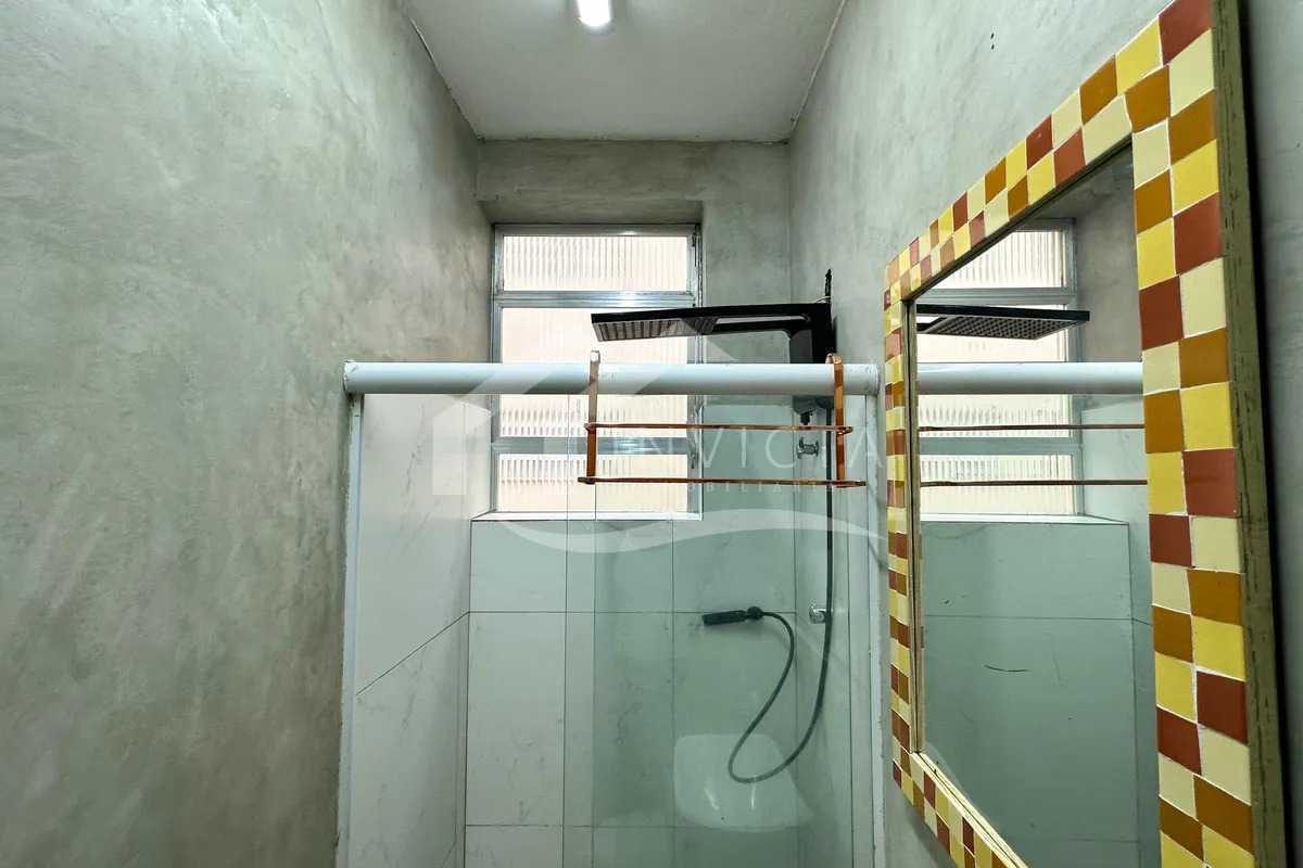 Ótima localização - INCRIVEL CONJUGADO REVESTIDO PARA QUARTO E SALA TUDO REFORMADO!!!! - FCKI10541