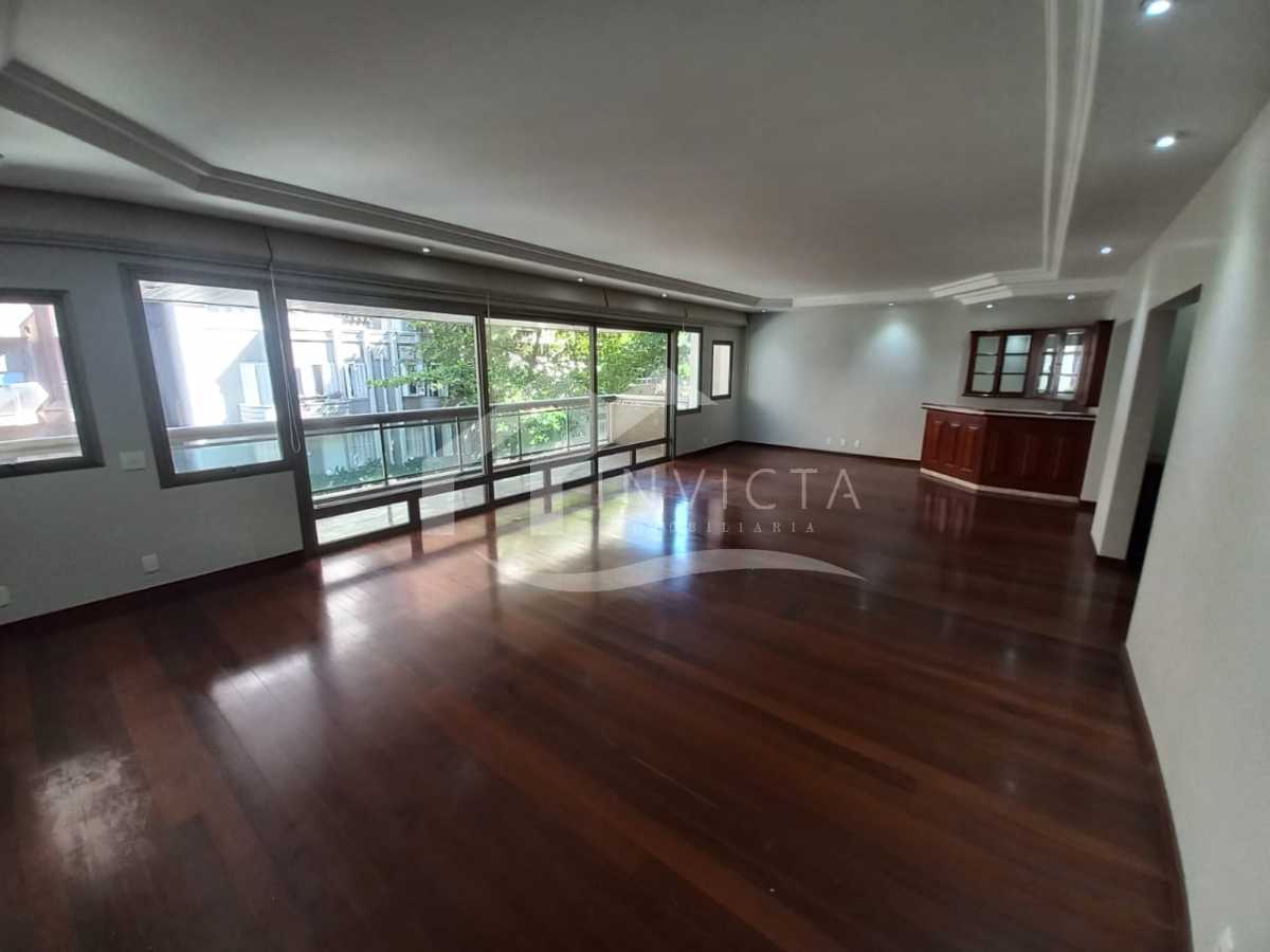 WhatsApp Image 2025-05-02 at 1 - 4