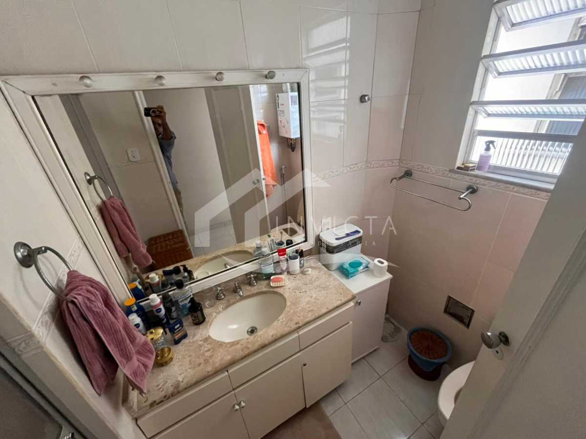 Imperdível - APARTAMENTO DE DOIS QUARTOS TODO REFORMADO EM BOTAFOGO!!! - FLAP20052