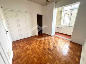 Ótima localização - EXCELENTE QUARTO E SALA EM ANDAR ALTO - COPACABANA - FCAP11709