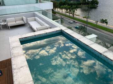 Ótima localização - Cobertura duplex reformada com vista Lagoa e Cristo - IPCO10001