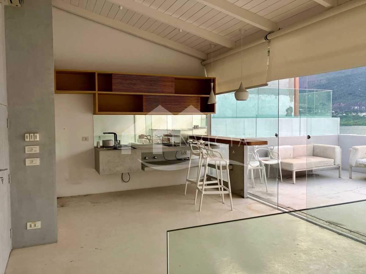 Conheça 2 do imóvel - Cobertura duplex reformada com vista Lagoa e Cristo - IPCO10001 - 3 2 - 3