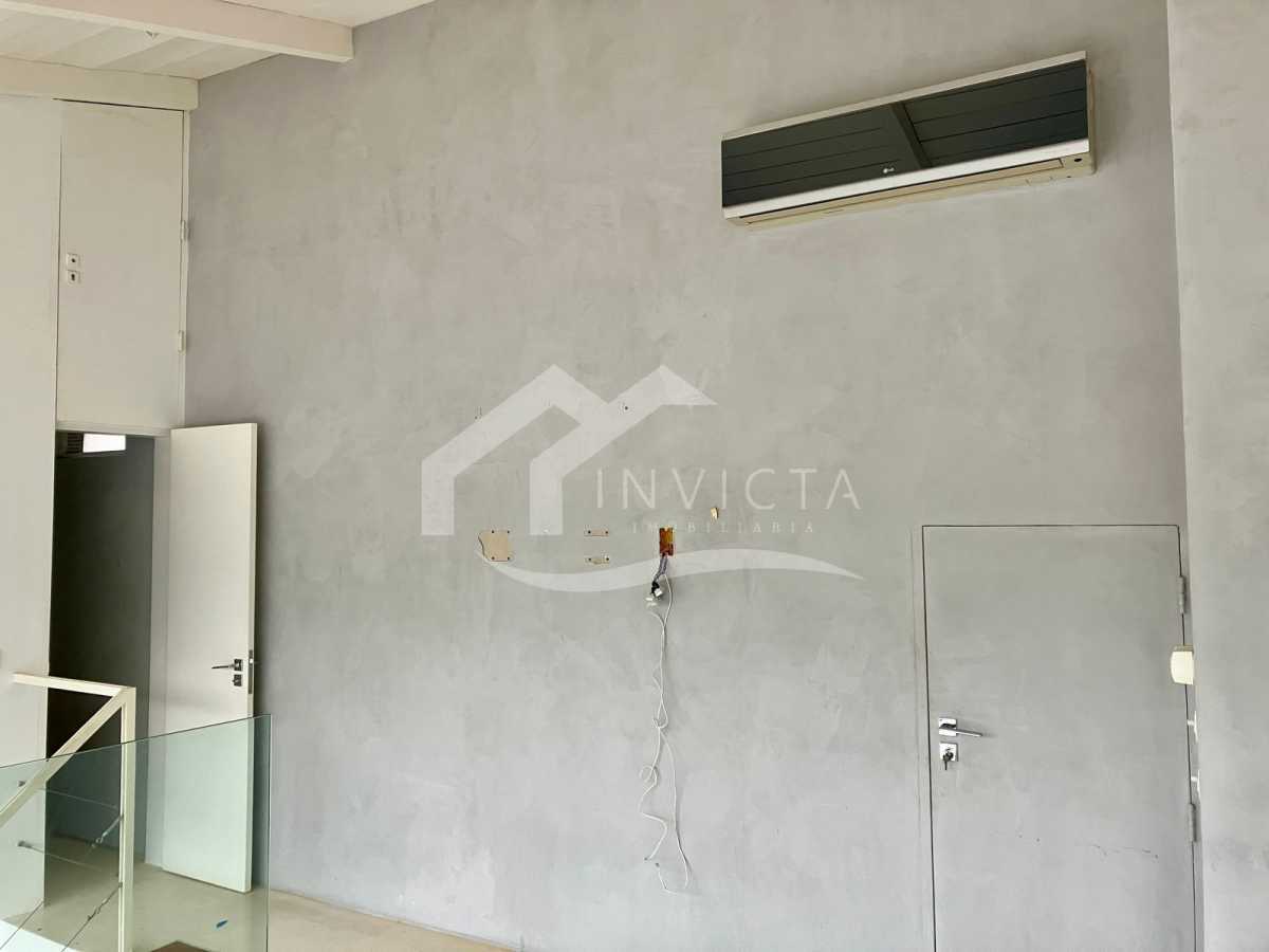 Conheça 7 do imóvel - Cobertura duplex reformada com vista Lagoa e Cristo - IPCO10001 - 12 7 - 12