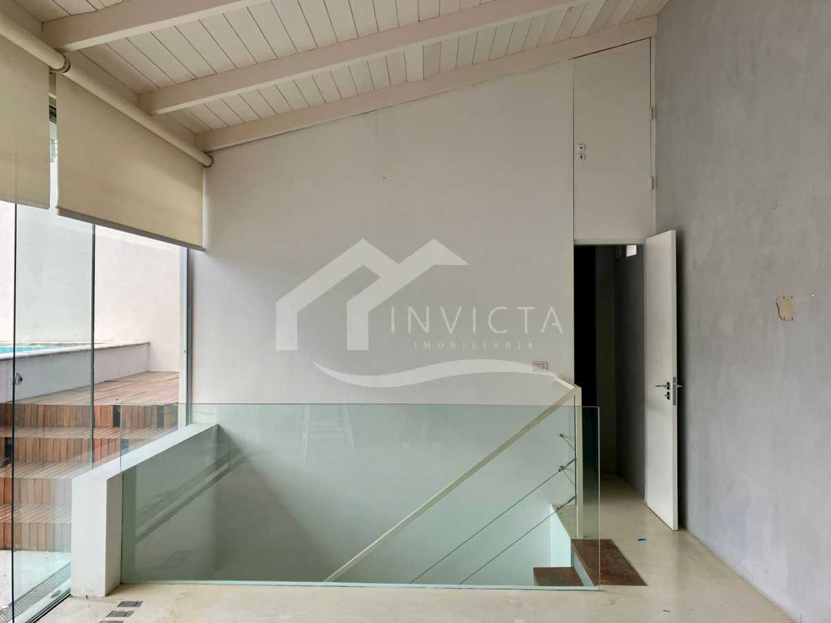 Conheça 8 do imóvel - Cobertura duplex reformada com vista Lagoa e Cristo - IPCO10001 - 13 8 - 13
