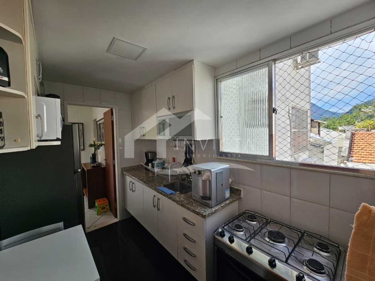 Ótima localização - EXCELENTE TRÊS QUARTOS COM VAGA NO CORAÇÃO DE IPANEMA!!!! - IPAP30122