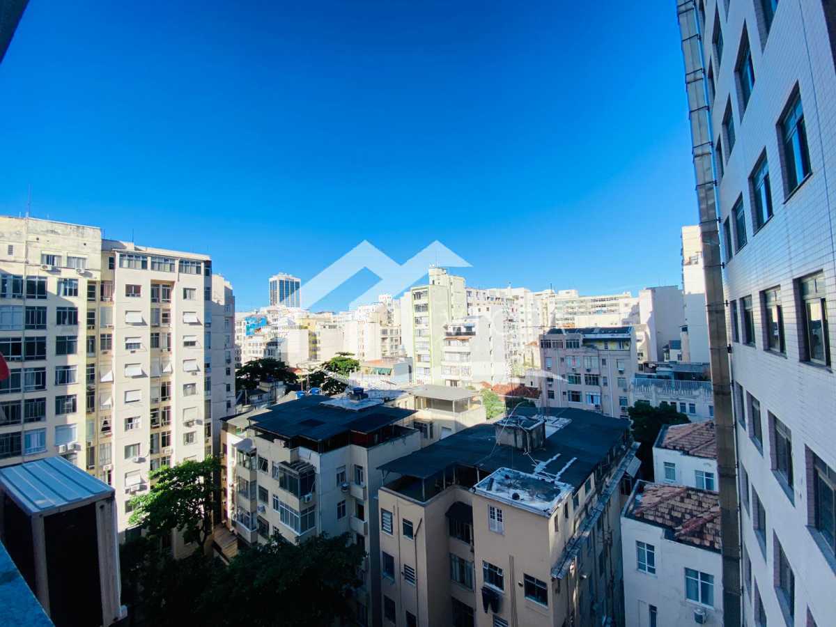 6831_G1747674066 - 3