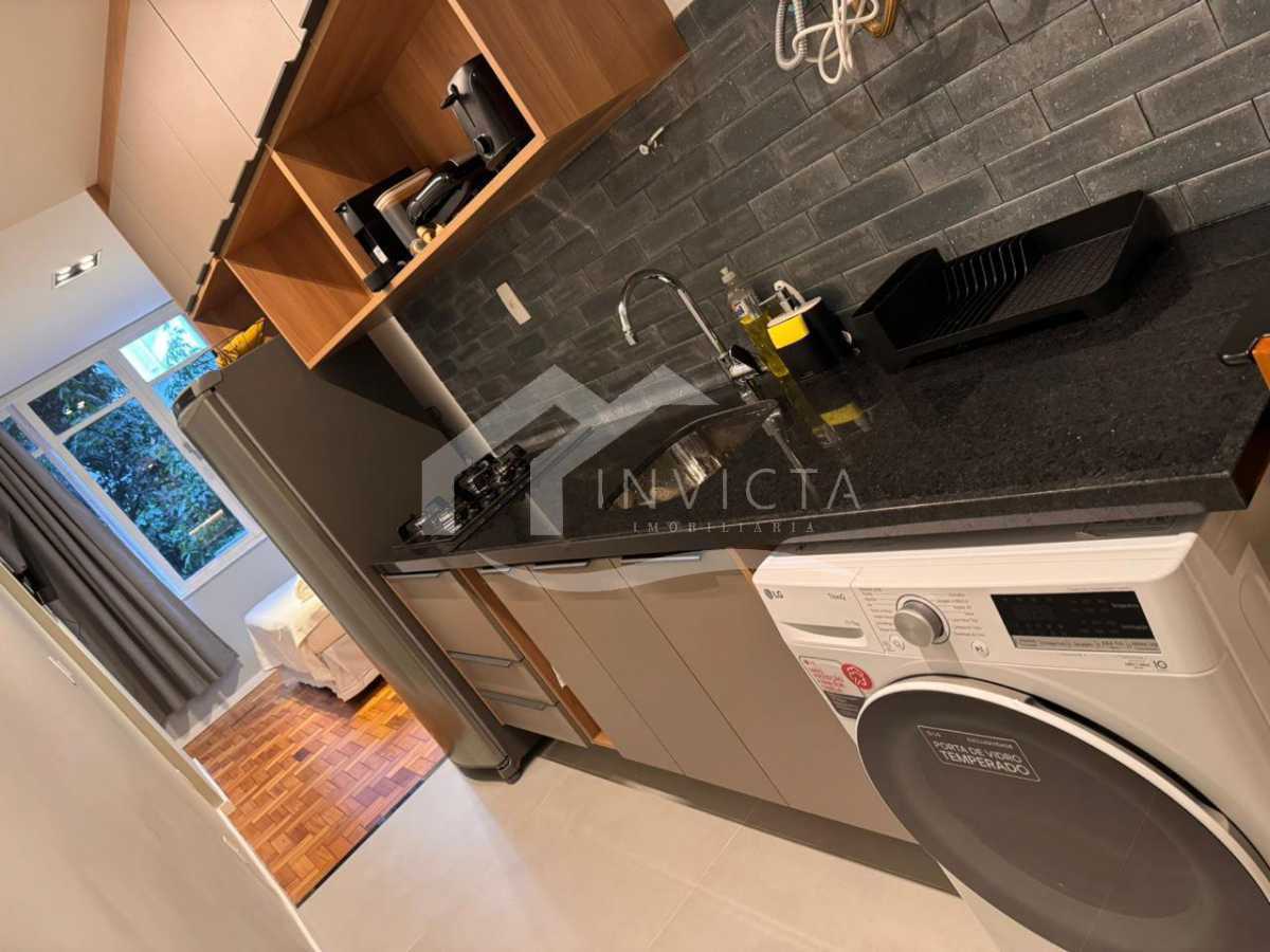 16d9a4b2-5086-4cfc-b396-d6b8b9 - 10