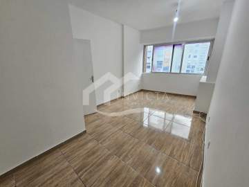 Imperdível - EXCELENTE SALA COMERCIAL NO CORAÇÃO DE COPACABANA - FCSL00089