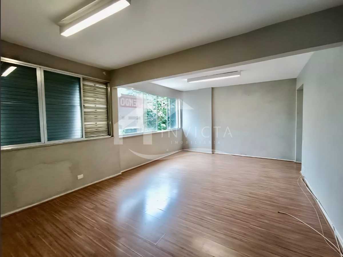 Conheça 1 do imóvel - Oportunidade de 2 quartos com área aberta em rua valorizada no Leblon - IPAP20025 - 1 1 - 1