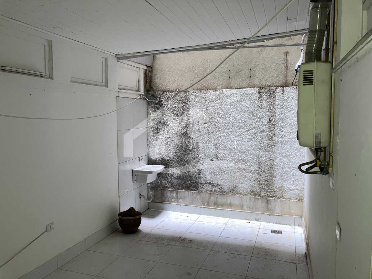Conheça área externa 2 do imóvel - Oportunidade de 2 quartos com área aberta em rua valorizada no Leblon - IPAP20025 - 15 área externa 2 - 15