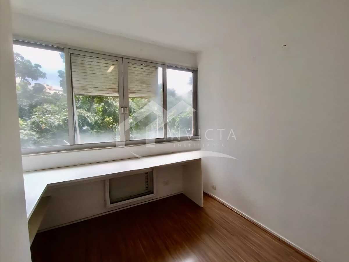 Conheça quarto 1b do imóvel - Oportunidade de 2 quartos com área aberta em rua valorizada no Leblon - IPAP20025 - 23 quarto 1b - 23