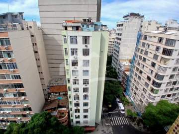 Imperdível - Belíssimo quarto sala com dependência em rua nobre!!!! - FLAP10066