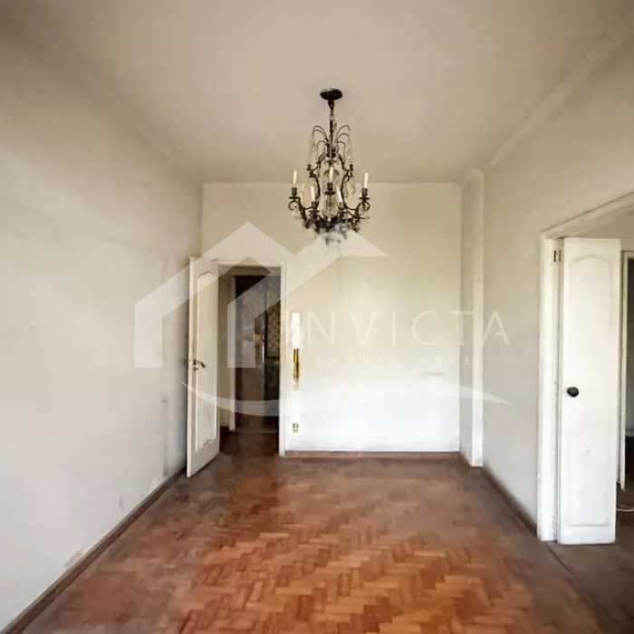 894879853-682.1252999258062IMG - 8