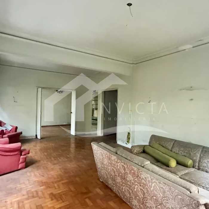 894879853-939.2104455025172IMG - 7