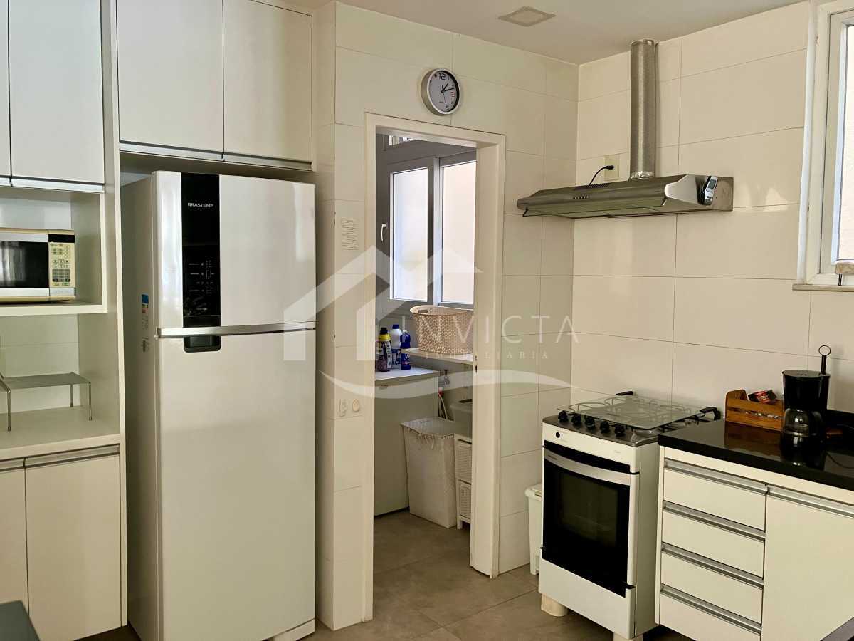 Conheça Cozinha americana 3 do imóvel - CHARMOSÍSSIMO 2 quartos mobiliado e reformado no Posto 9 de Ipanema! - IPAP20028 - 18 Cozinha americana 3 - 18