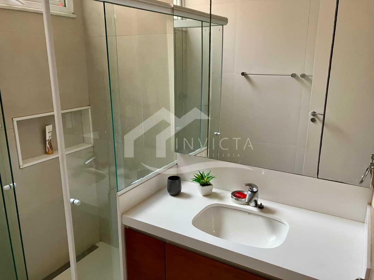 Conheça Banheiro suíte 3 do imóvel - CHARMOSÍSSIMO 2 quartos mobiliado e reformado no Posto 9 de Ipanema! - IPAP20028 - 26 Banheiro suíte 3 - 26