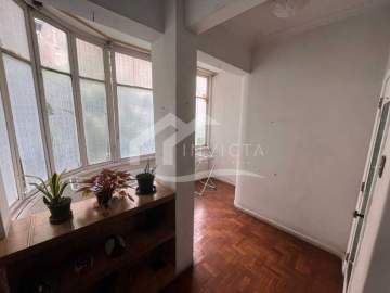 Imperdível - Ótimo apartamento em Ipanema de 2 quartos com varanda!!!!!! - IPAP30130
