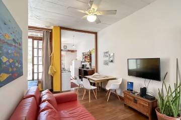 Imperdível - Encantador sala e quarto (c/ suíte) mobiliado em prédio antigo de Ipanema - IPAP10023
