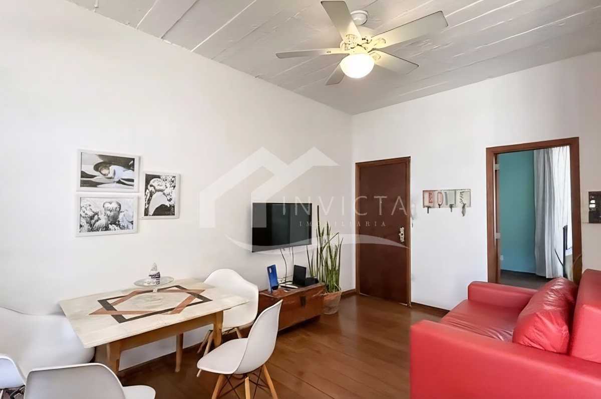 Conheça Sala do imóvel - Encantador sala e quarto (c/ suíte) mobiliado em prédio antigo de Ipanema - IPAP10023 - 2 Sala - 2