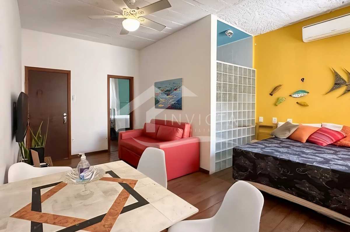 Conheça Sala do imóvel - Encantador sala e quarto (c/ suíte) mobiliado em prédio antigo de Ipanema - IPAP10023 - 4 Sala - 4