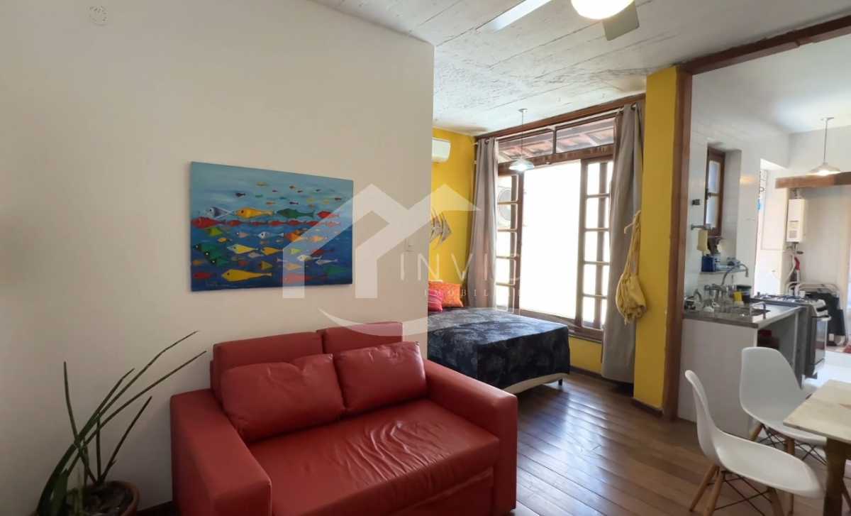 Conheça Entrada do imóvel - Encantador sala e quarto (c/ suíte) mobiliado em prédio antigo de Ipanema - IPAP10023 - 25 Entrada - 25