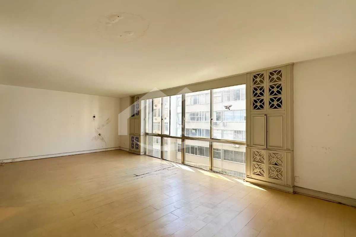 Sala - 1º piso - 2