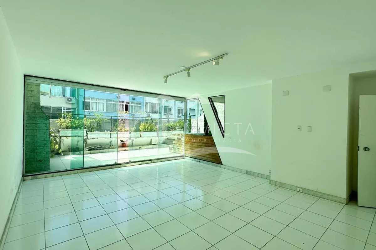 Sala - 2º piso - 18